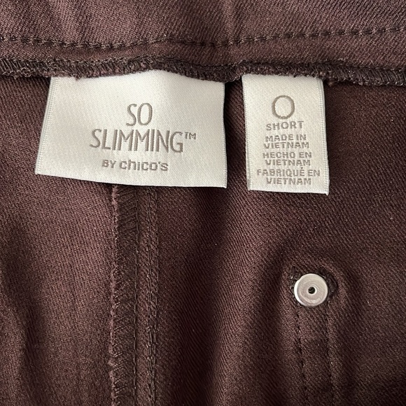 Chico’s NWOT Women’s Brown So Slimming Pants, Size 0 Short Chico’s. - Picture 5 of 8